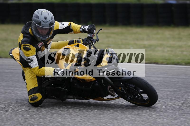 /Archiv-2025/08 20.04.2025 Speer Racing ADR/Gruppe gruen/228